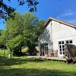 Appartement Of Art Vendeghaz Es Erdei Koezoessegi Haz