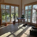Appartement Of Art Vendeghaz Es Erdei Koezoessegi Haz Kismaros