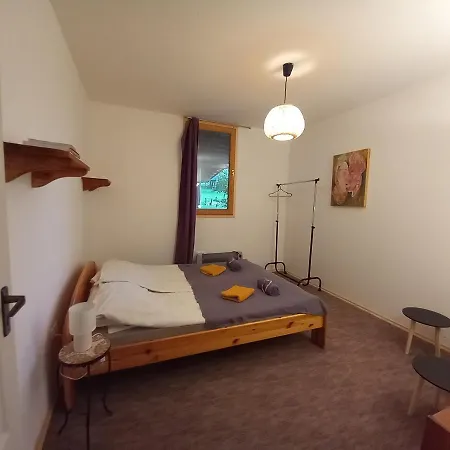 Lejlighed Of Art Vendeghaz Es Erdei Koezoessegi Haz *